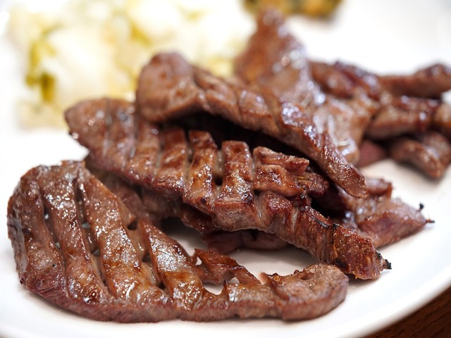 宮城県の風景：牛タン